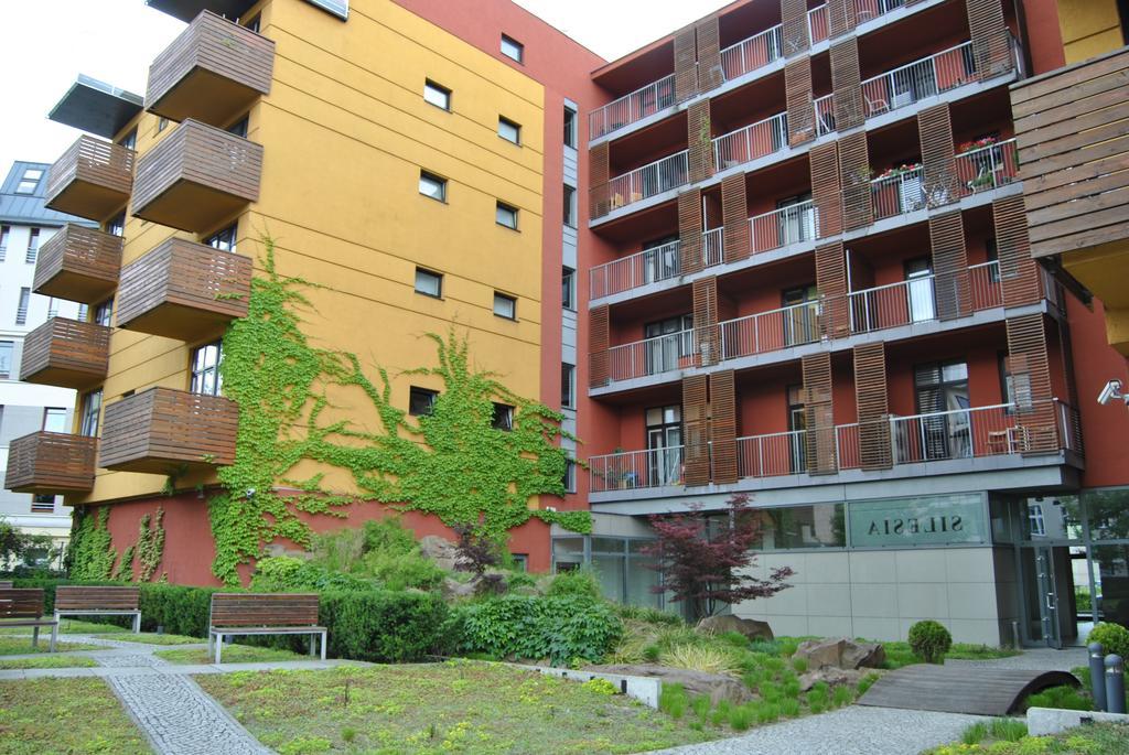 Royal Apartments - Apartamenty Jagielly Wroclaw Exterior photo